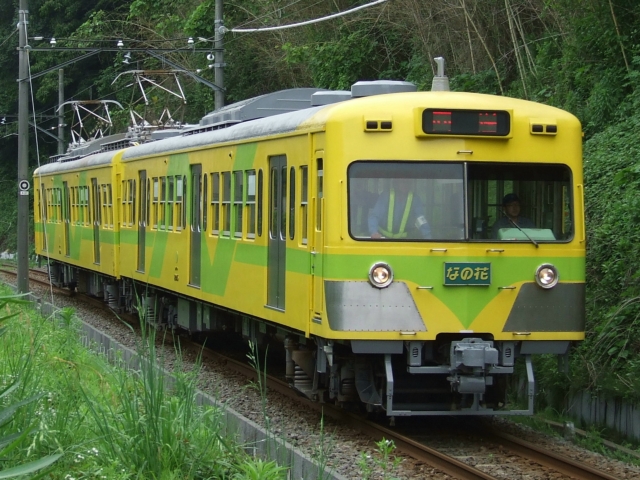 (なの花編成　平和台～鰭ヶ崎間にて)